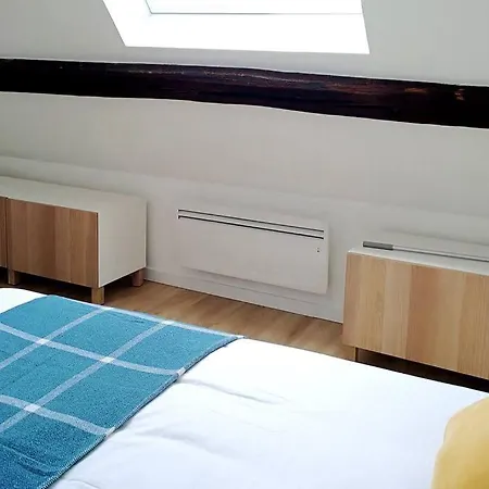 The Cozy Downtown Duplex *